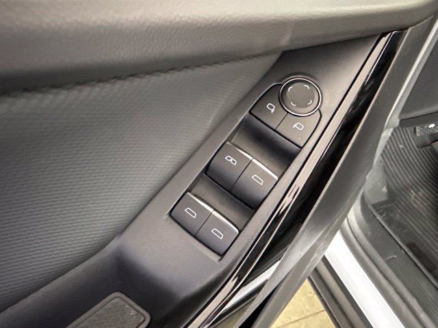 New 2027 Chevrolet Equinox RS w/ LPO, Floor Liner Package AWD/4WD image 10