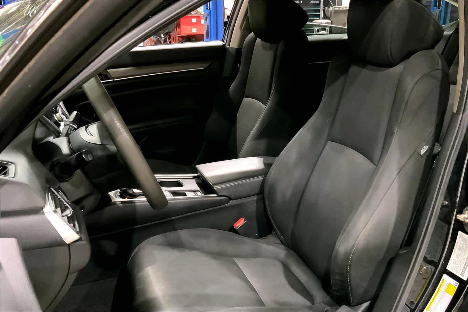 Used 2019 Honda Accord LX image 8