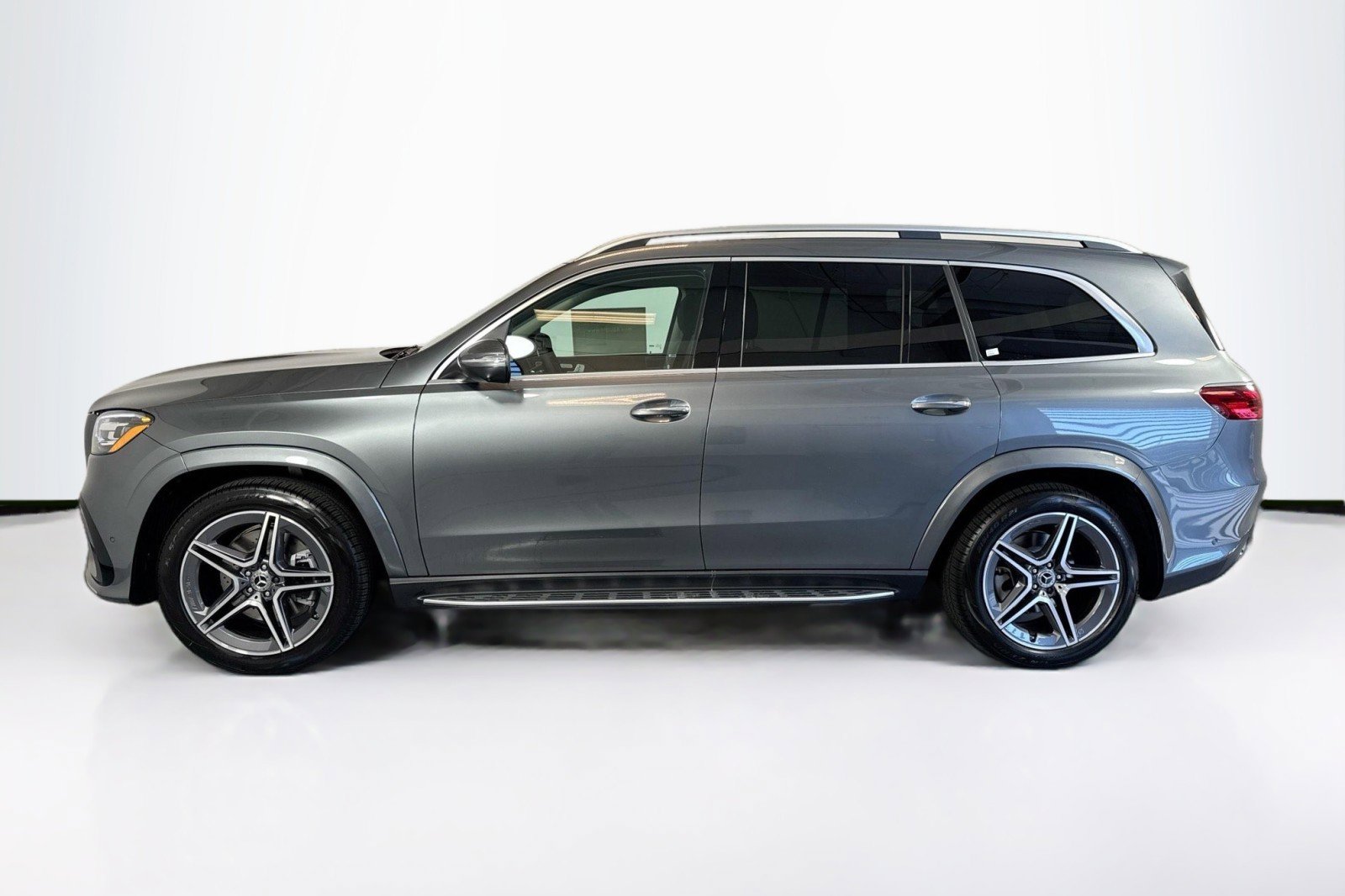 New 2026 Mercedes-Benz GLS 450 4MATIC image 8