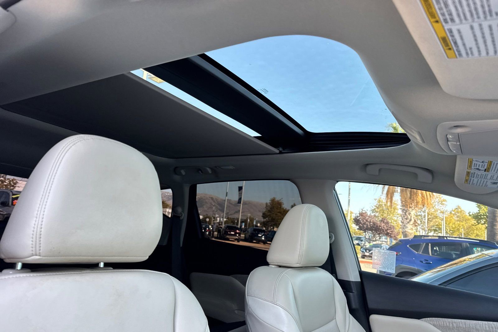 Used 2024 Nissan Murano SL image 17