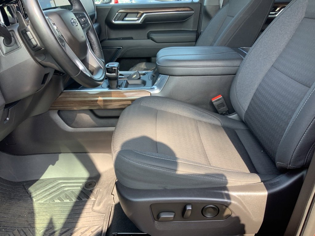 Used 2023 Chevrolet Silverado 1500 LT Trail Boss image 14