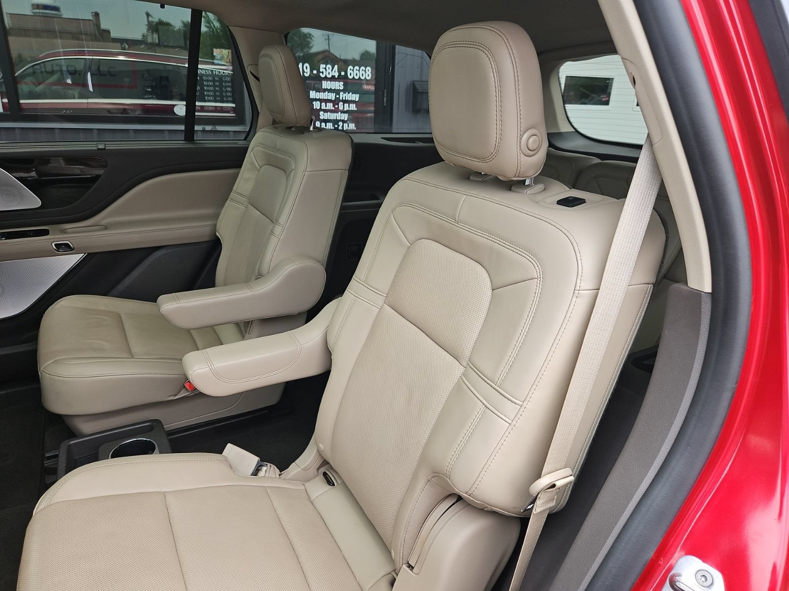 Used 2020 Lincoln Aviator Reserve w/ Equipment Group 201A AWD/4WD image 19