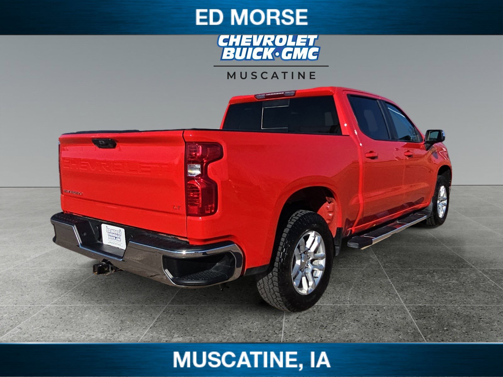 Used 2024 Chevrolet Silverado 1500 LT w/ Leather Package image 5