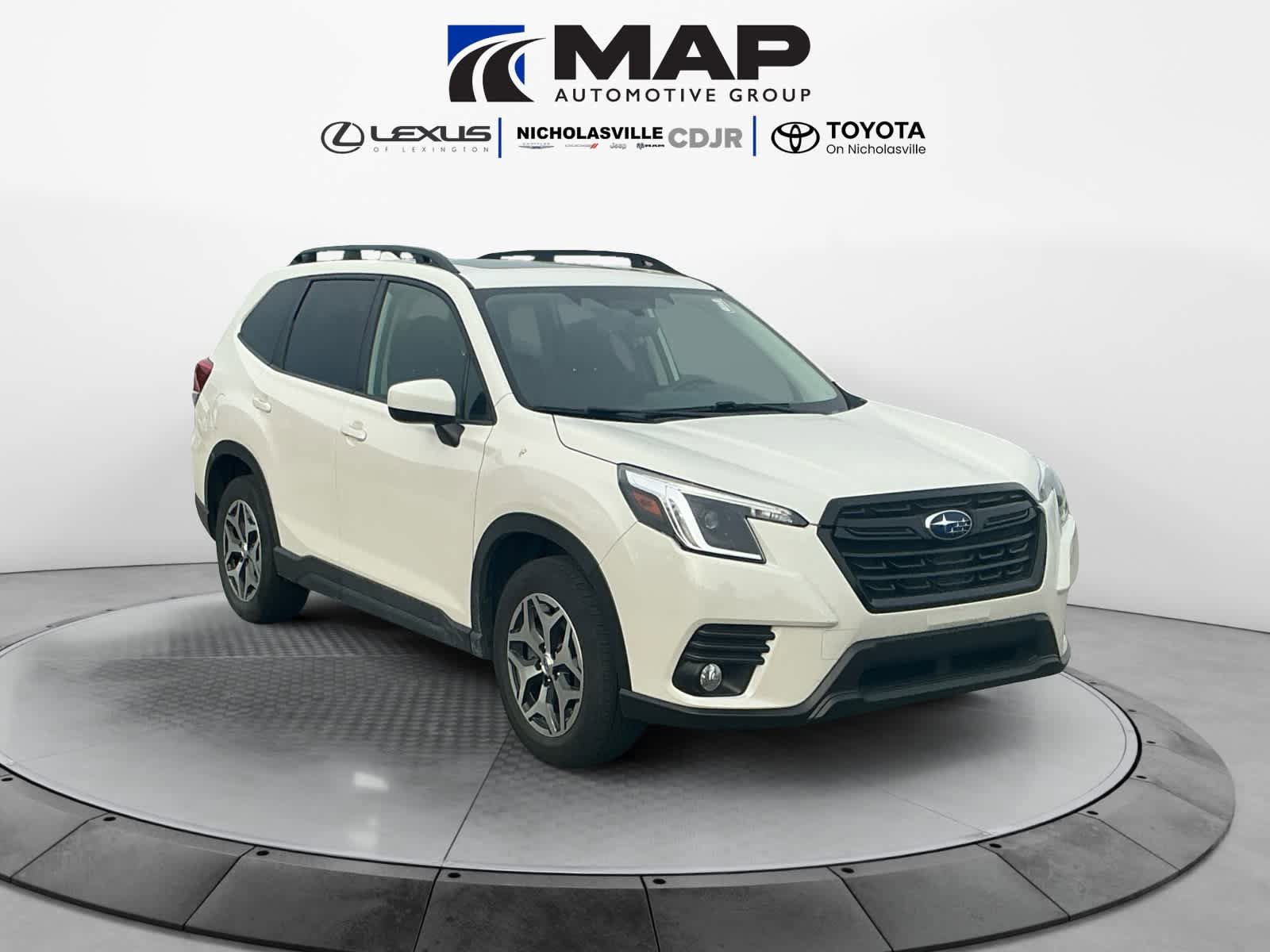 Used 2023 Subaru Forester Premium AWD/4WD image 7