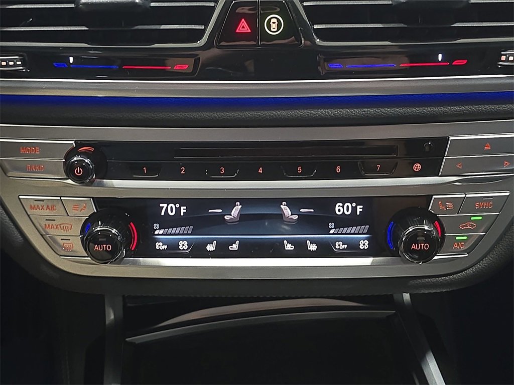 Used 2020 BMW 750i xDrive w/ Autobahn Package image 23