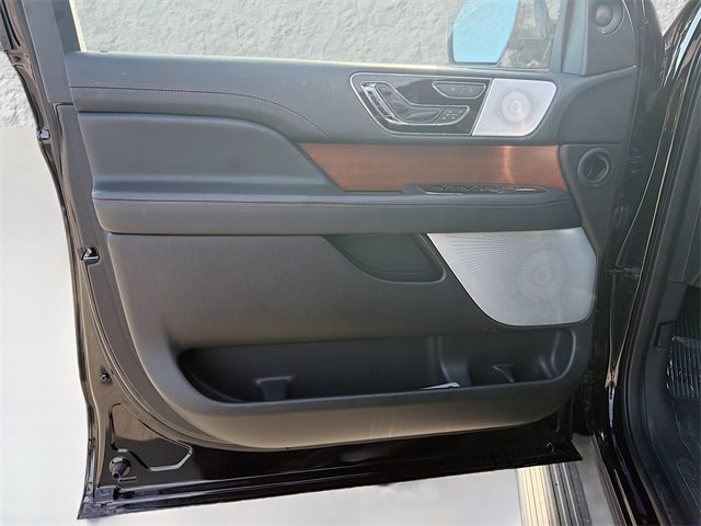 Used 2024 Lincoln Navigator Black Label image 24