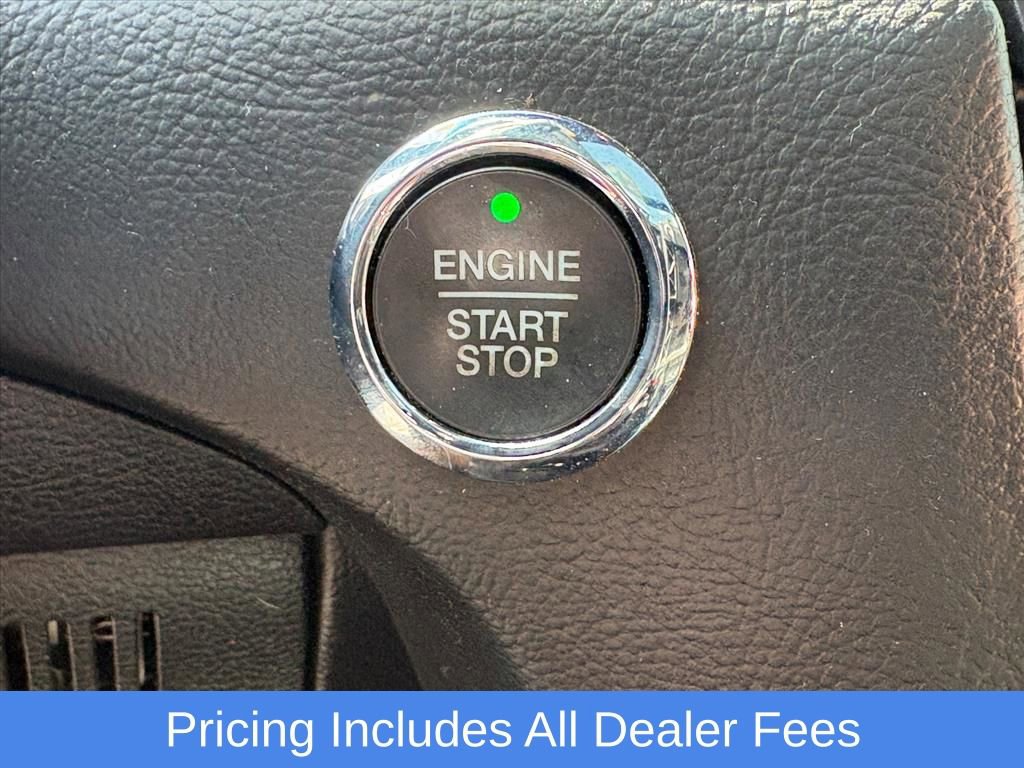 Used 2020 Ford Edge Titanium w/ Equipment Group 301A AWD/4WD image 14