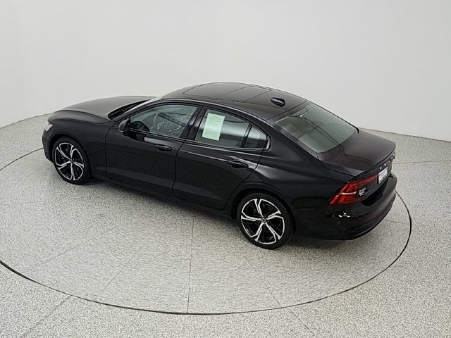 Certified 2024 Volvo S60 B5 Plus w/ Climate Package AWD/4WD image 37