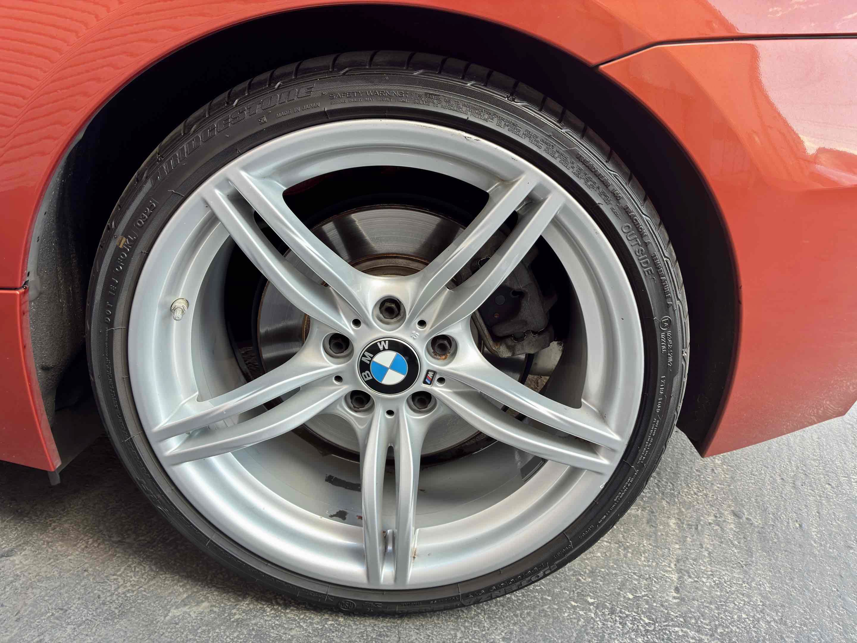 Used 2014 BMW Z4 sDrive35is RWD image 12