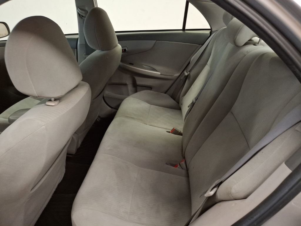 Used 2010 Toyota Corolla LE image 15