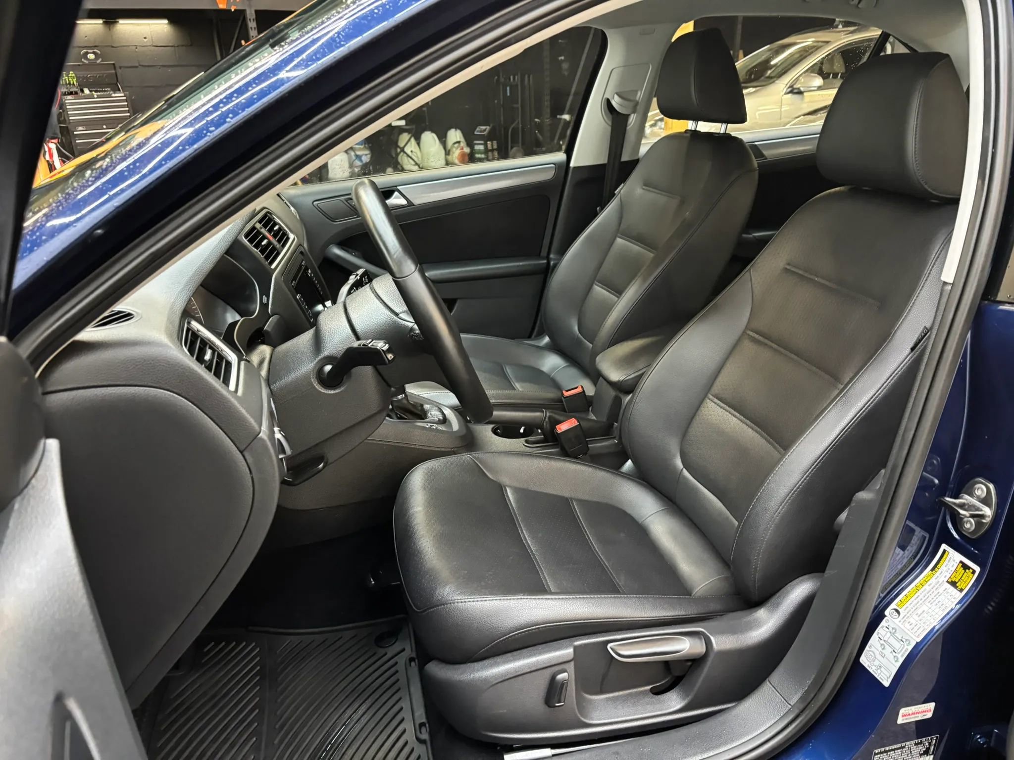 Used 2014 Volkswagen Jetta TDI FWD image 13