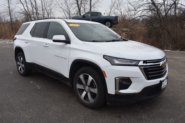 Certified 2023 Chevrolet Traverse LT w/ LT Premium Package image 10