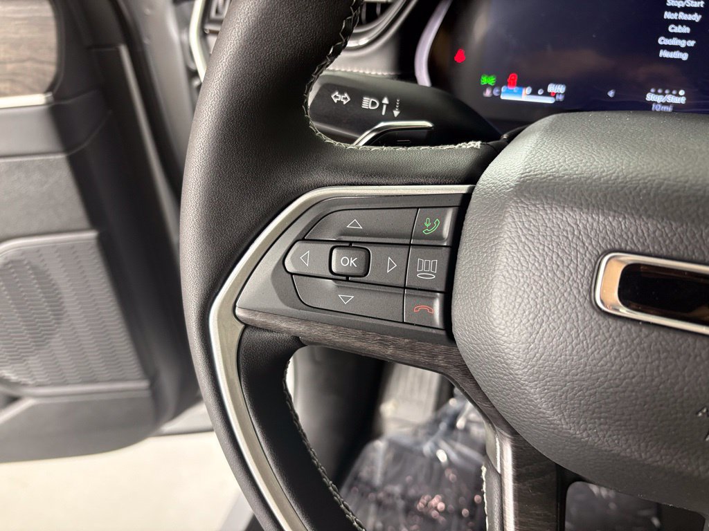 New 2026 Jeep Grand Cherokee Altitude AWD/4WD image 20