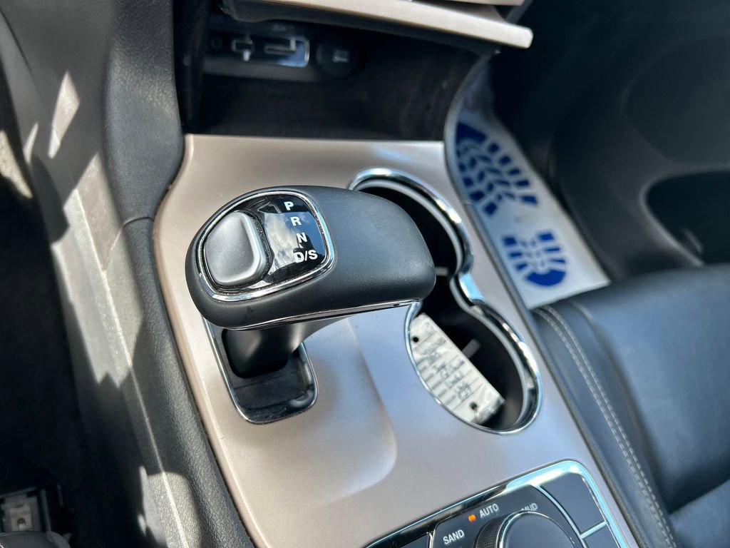Used 2015 Jeep Grand Cherokee Limited image 36