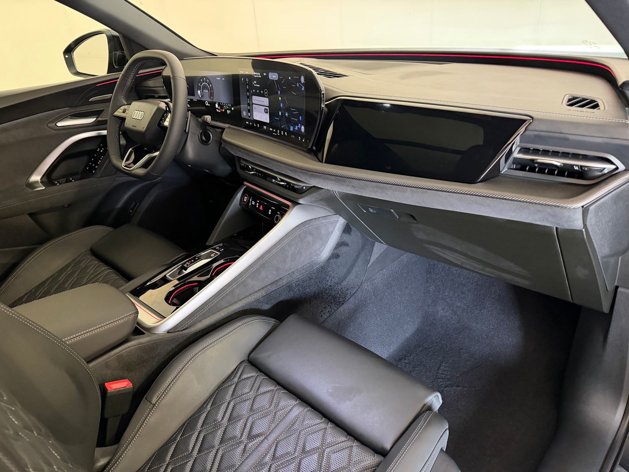 New 2026 Audi SQ5 Premium Plus AWD/4WD image 32