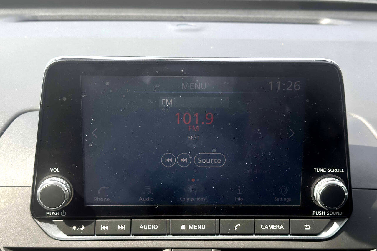 Used 2022 Nissan Altima 2.5 SV image 17