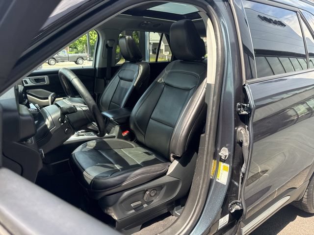Used 2024 Ford Explorer Limited w/ Limited Technology Package AWD/4WD image 10