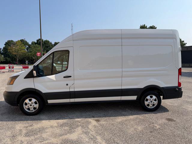 Used 2017 Ford Transit 250 148 High Roof RWD image 8