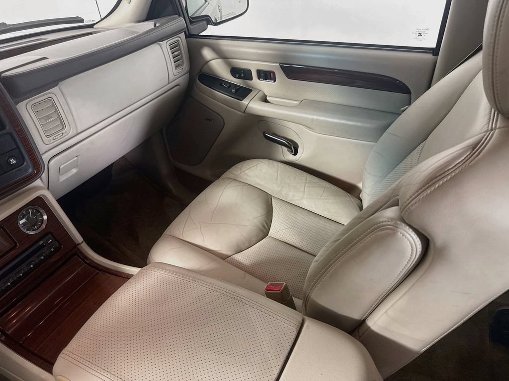 Used 2003 Cadillac Escalade EXT AWD/4WD image 21