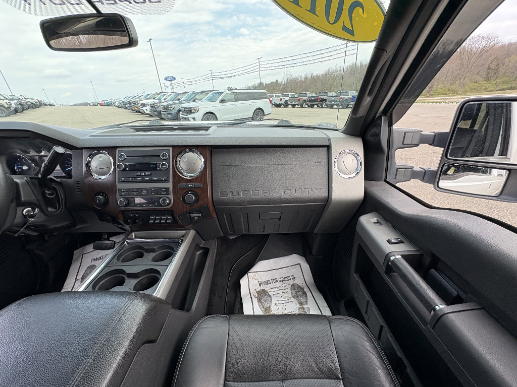 Used 2011 Ford F250 Lariat w/ Lariat Interior Pkg image 25
