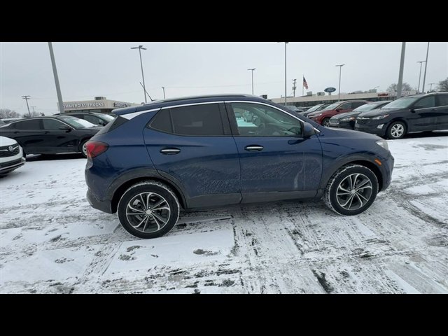 Certified 2023 Buick Encore GX Select image 9