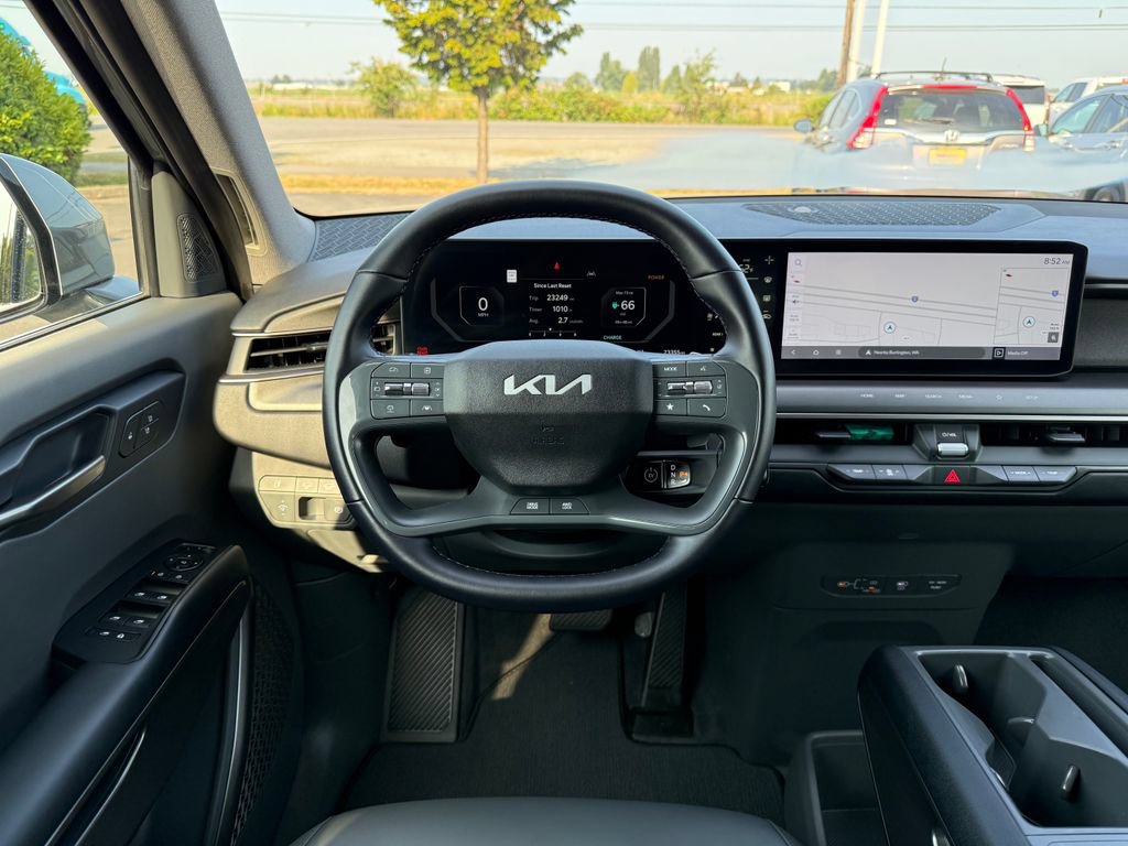 Certified 2024 Kia EV9 Wind AWD/4WD image 23