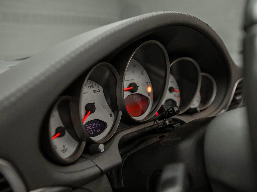 Used 2006 Porsche 911 Carrera S image 21