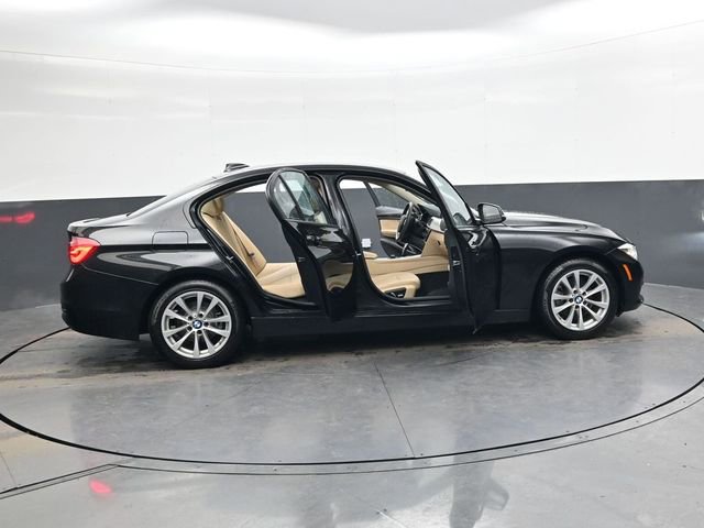Used 2018 BMW 320i Sedan image 38