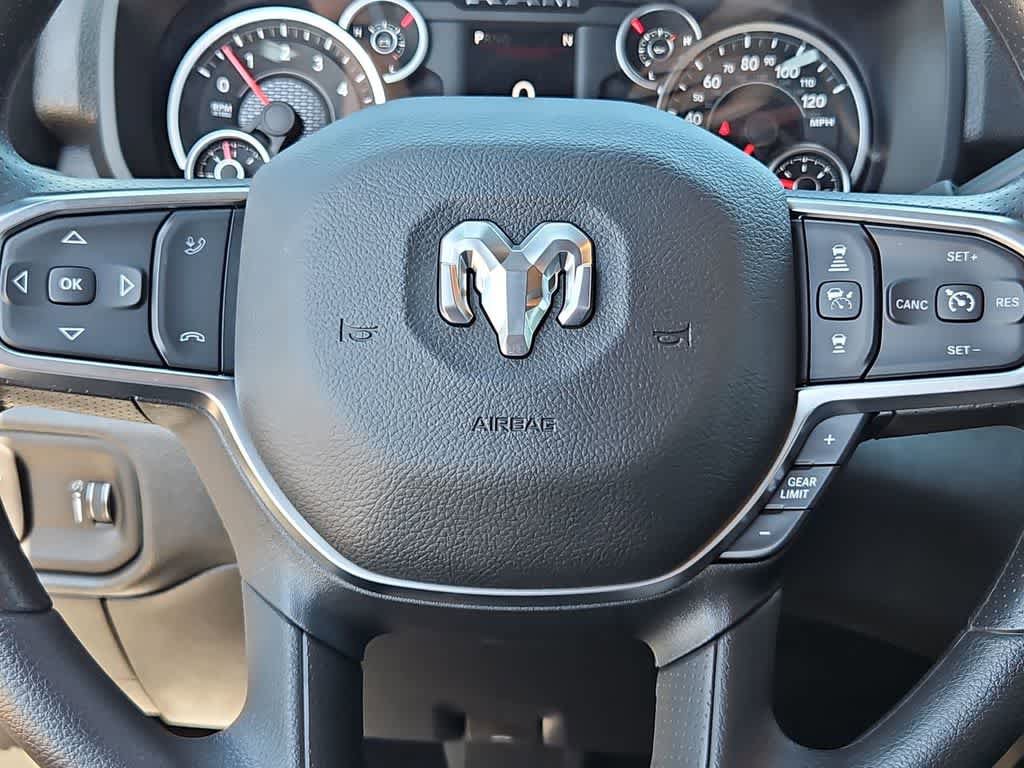 New 2026 RAM 2500 Tradesman AWD/4WD image 23