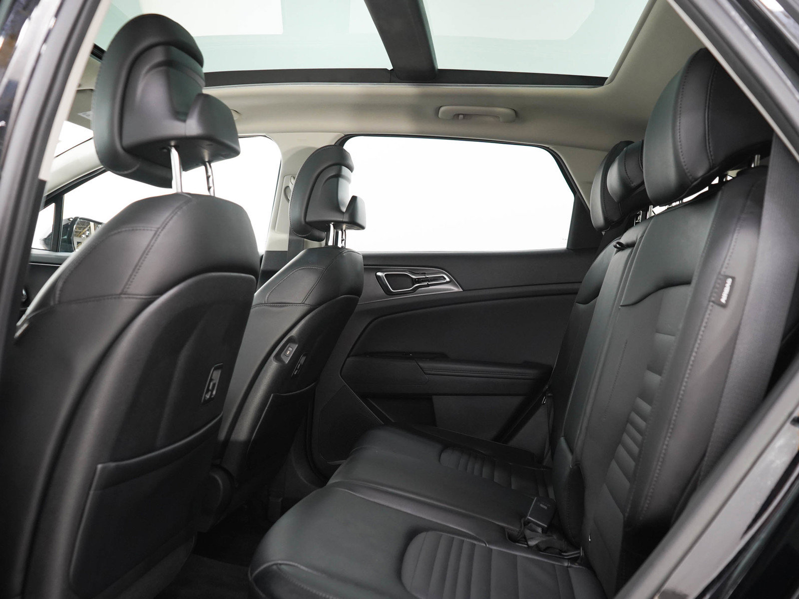 Used 2024 Kia Sportage SX AWD/4WD image 15