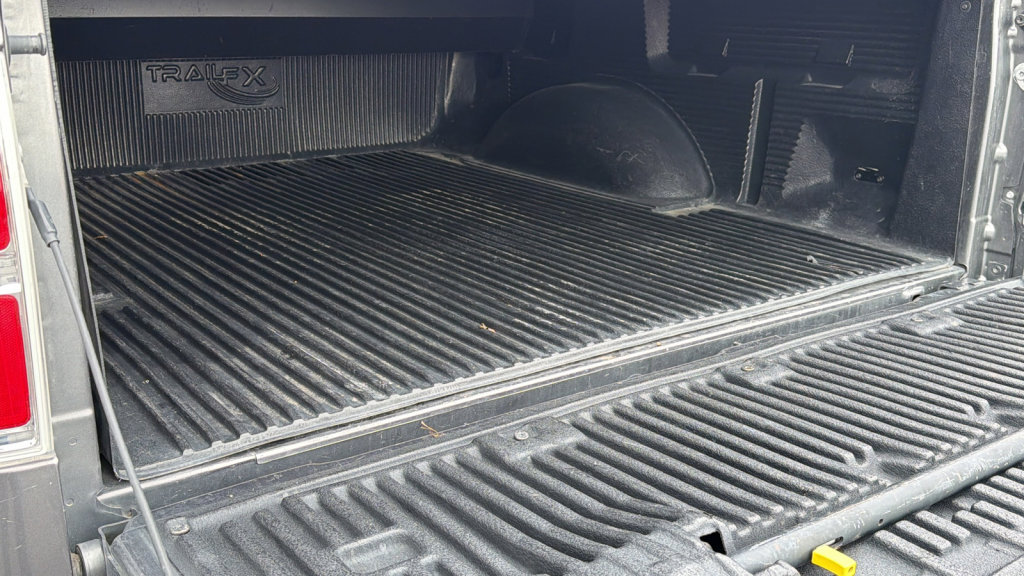 Used 2013 Ford F150 Platinum image 27