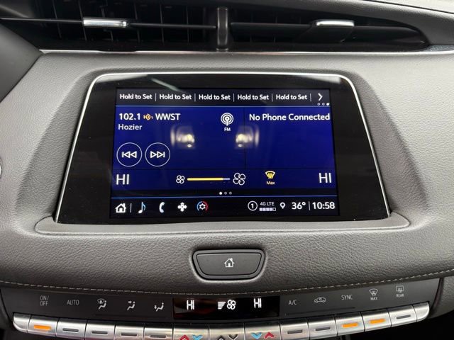 Used 2023 Cadillac XT4 Premium Luxury image 16