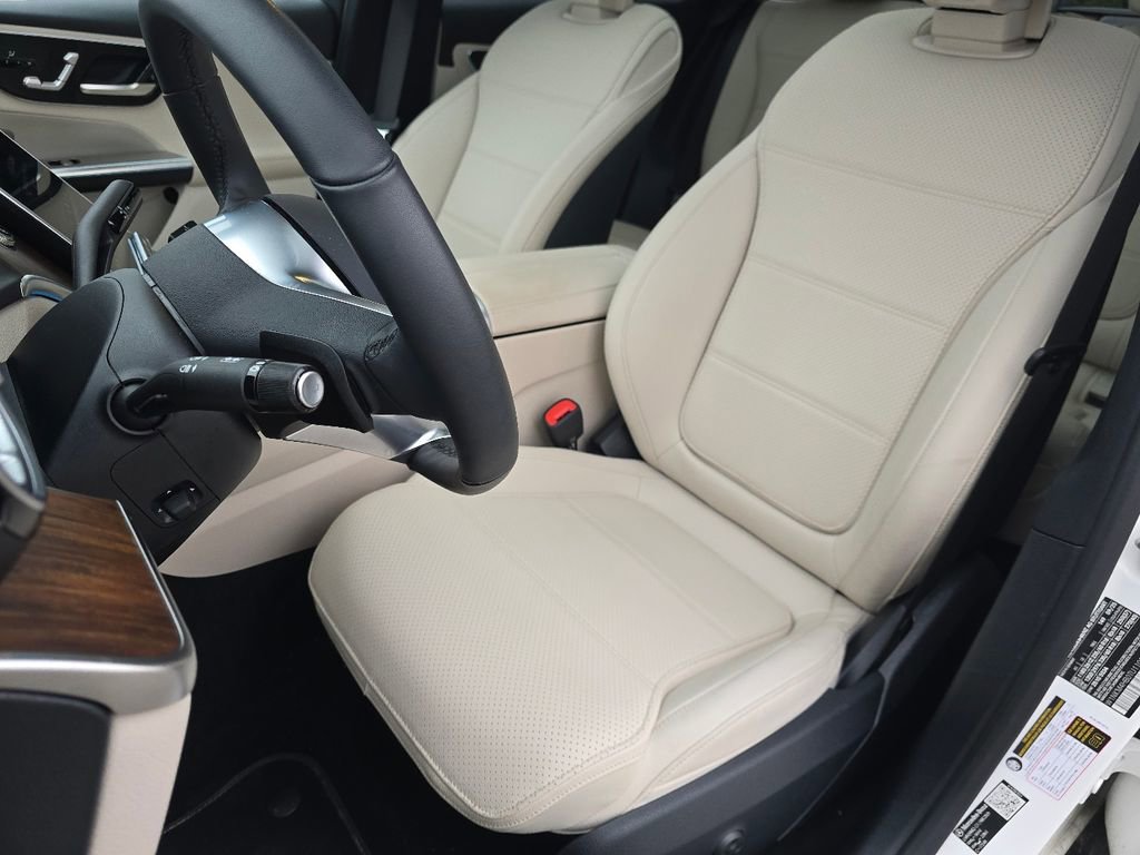 Certified 2026 Mercedes-Benz GLC 300 4MATIC image 26