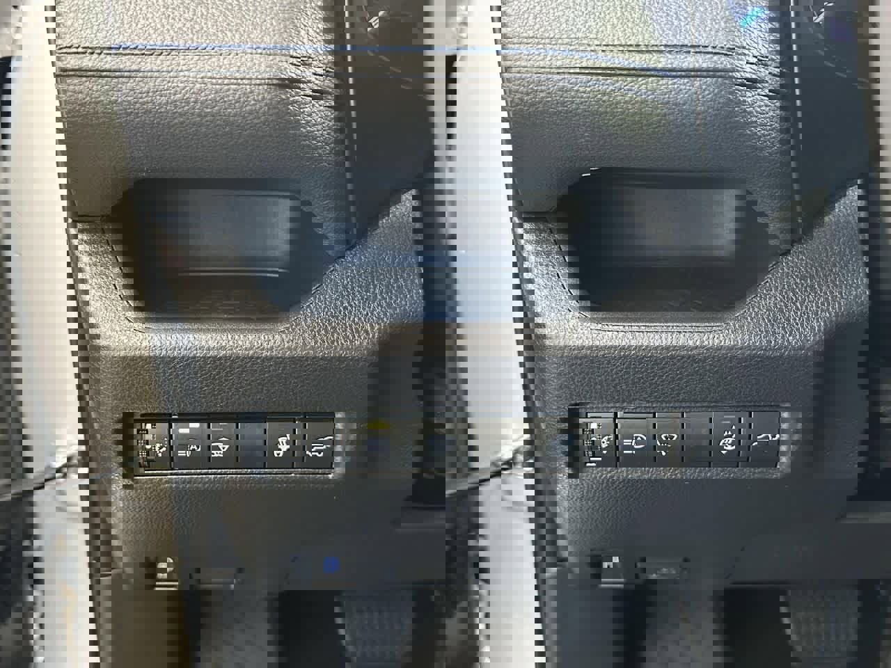 Used 2019 Toyota RAV4 XSE image 16