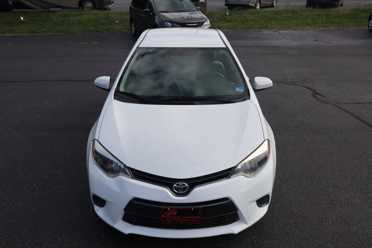 Used 2015 Toyota Corolla LE FWD image 4