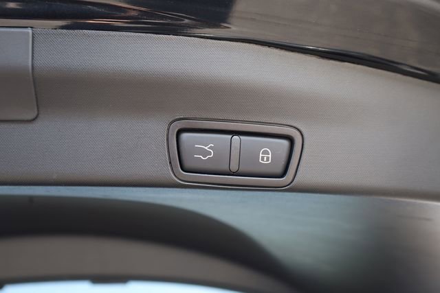 Used 2024 Alfa Romeo Stelvio Veloce image 29