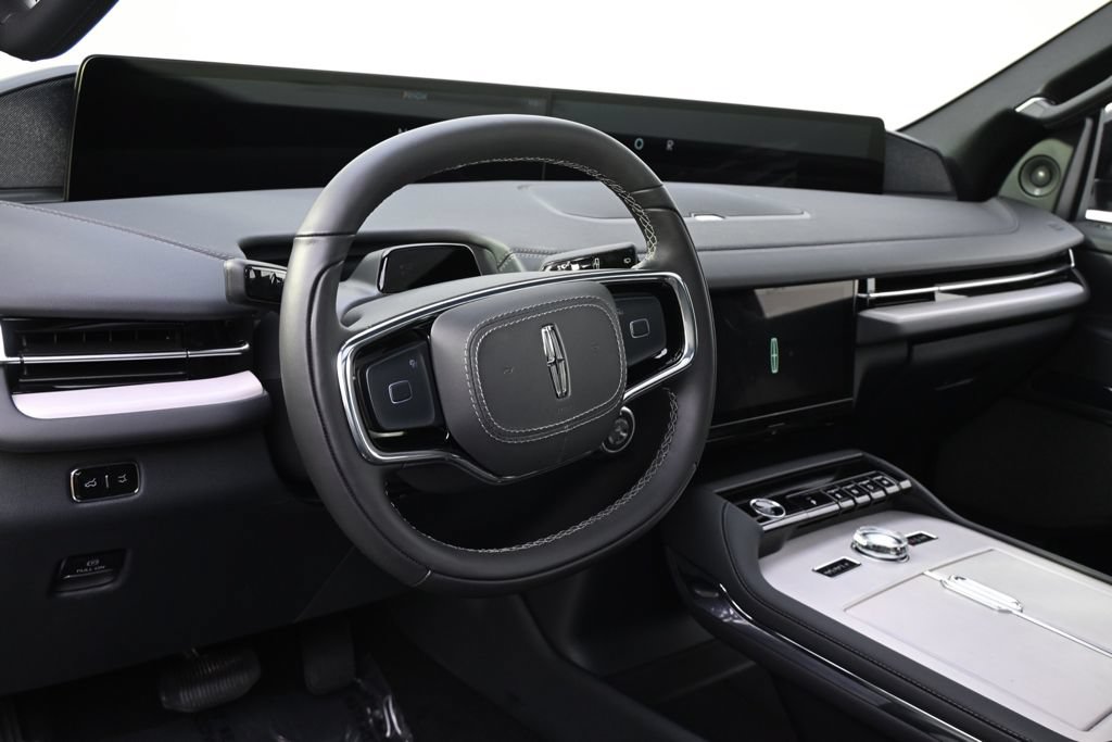 New 2027 Lincoln Navigator L Reserve w/ Jet Appearance Package AWD/4WD image 11