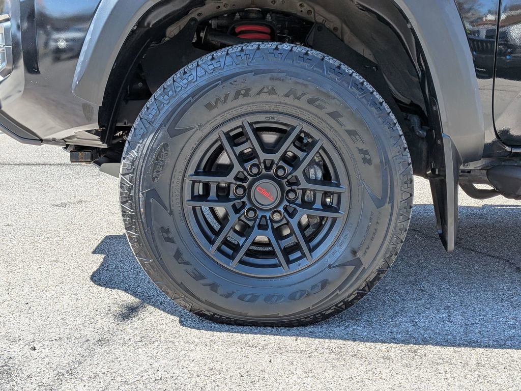 Used 2021 Toyota Tacoma TRD Pro AWD/4WD image 31