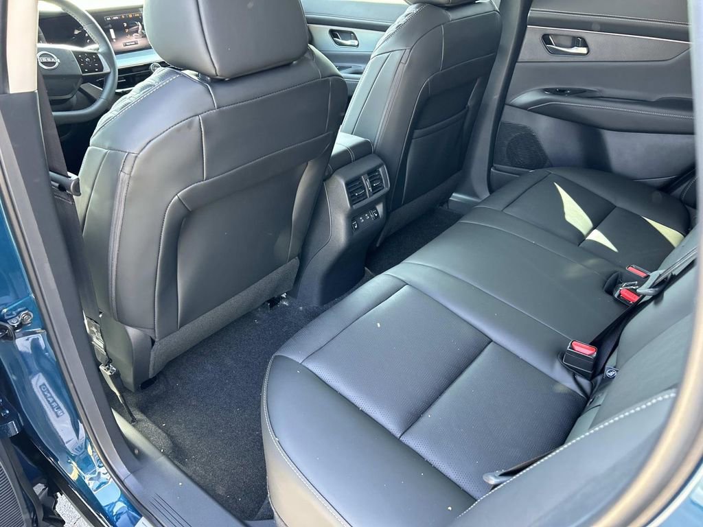 New 2026 Nissan Murano Platinum w/ Cargo Package AWD/4WD image 17