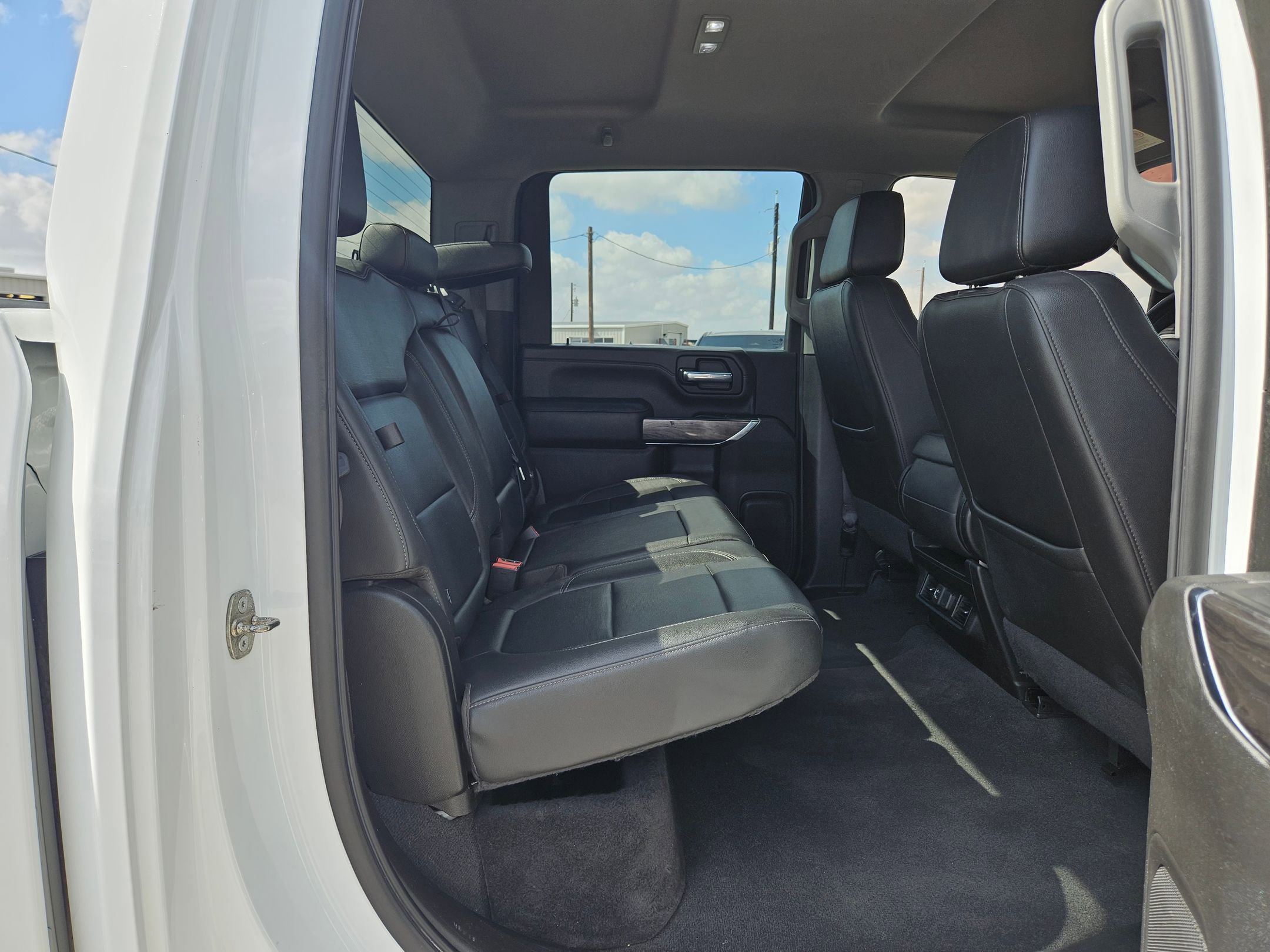 Used 2021 Chevrolet Silverado 2500 LTZ image 25