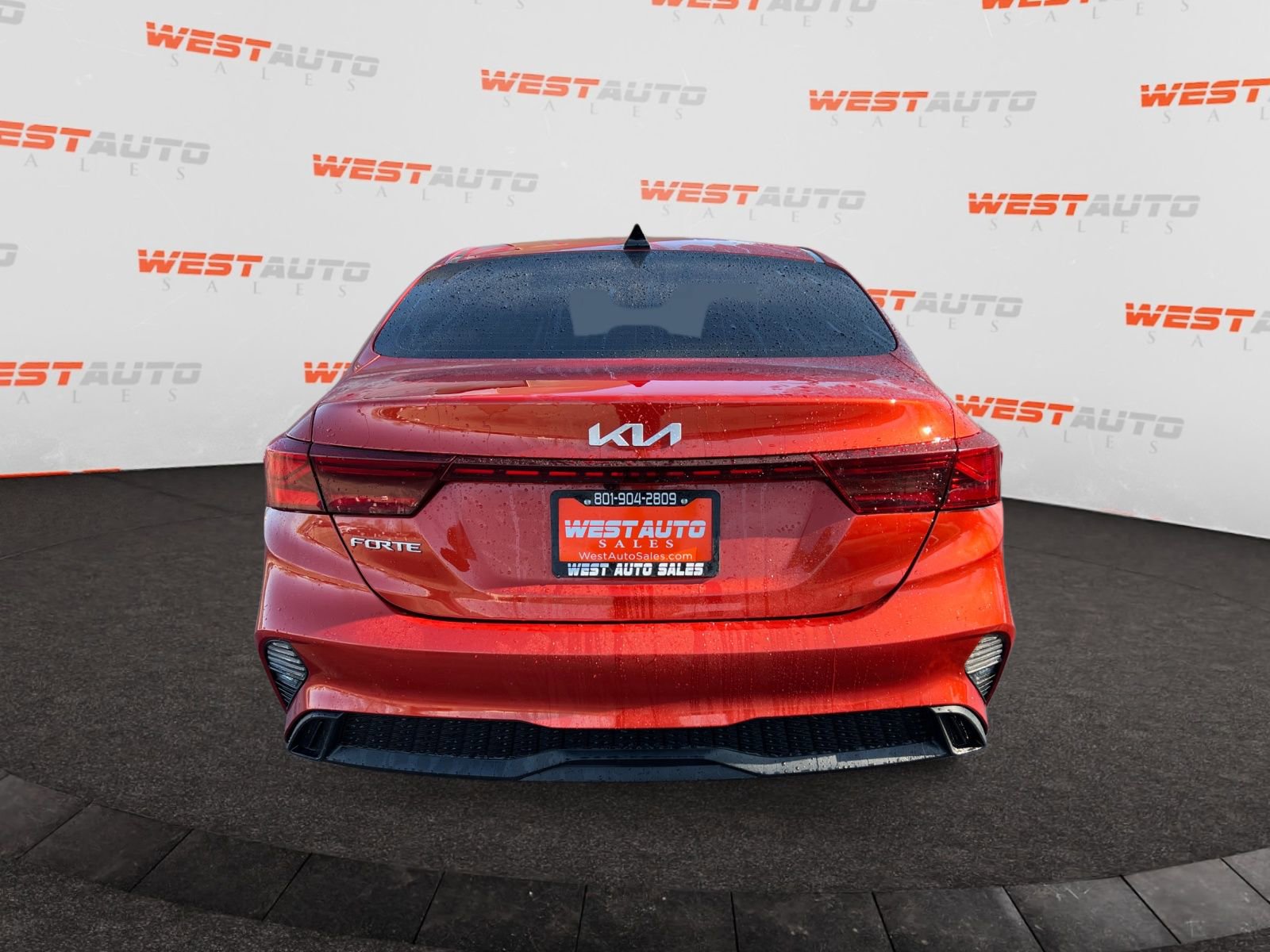 Used 2023 Kia Forte LXS FWD image 4