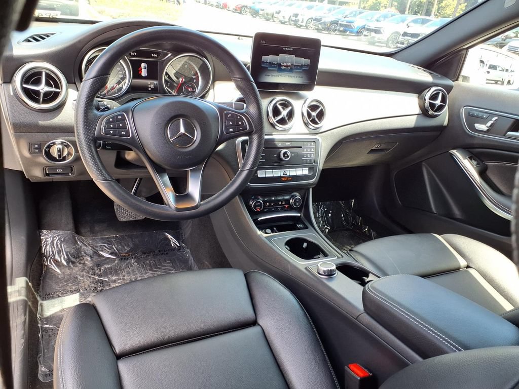Used 2020 Mercedes-Benz GLA 250 image 11