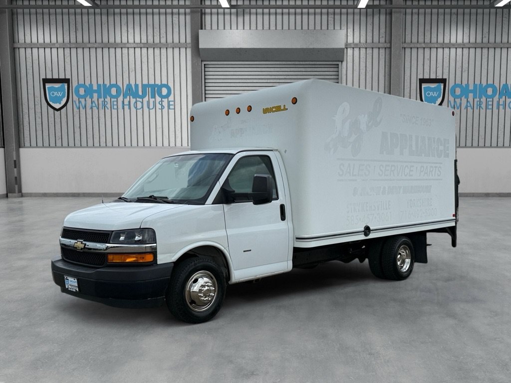 Used 2018 Chevrolet Express 3500 w/ Driver Convenience Package