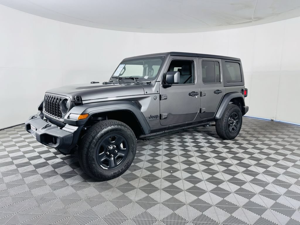 Used 2026 Jeep Wrangler Unlimited Sport AWD/4WD image 4