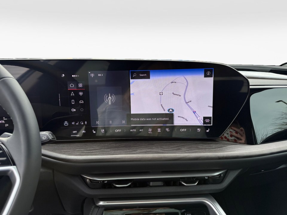 New 2025 Audi Q5 Premium Plus image 17