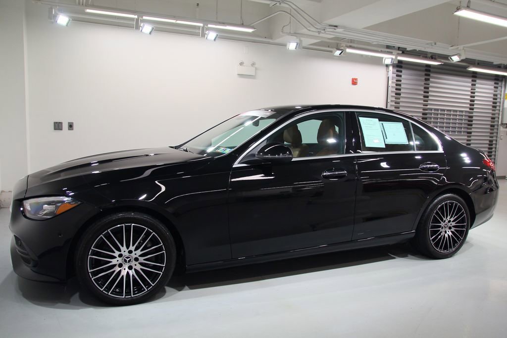 Certified 2025 Mercedes-Benz C 300 4MATIC Sedan image 3