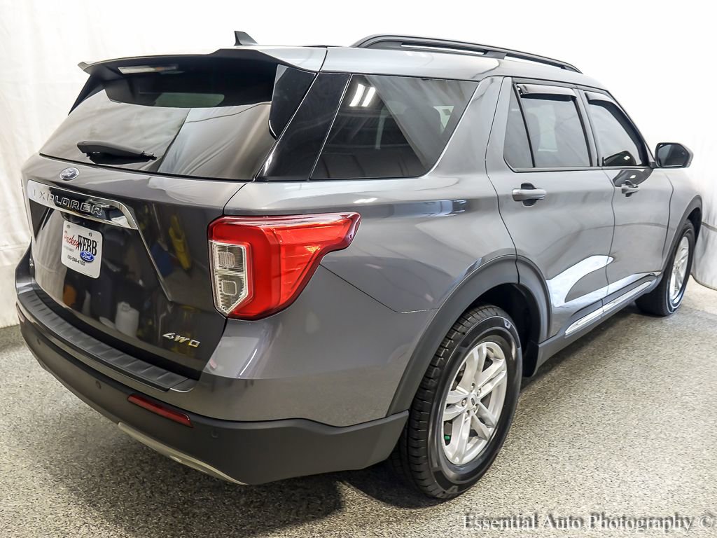 Certified 2021 Ford Explorer XLT w/ Equipment Group 202A AWD/4WD image 9
