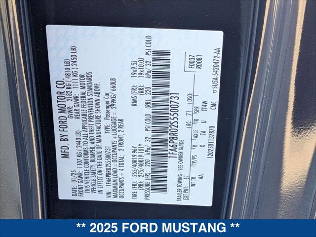 Used 2025 Ford Mustang Dark Horse image 23