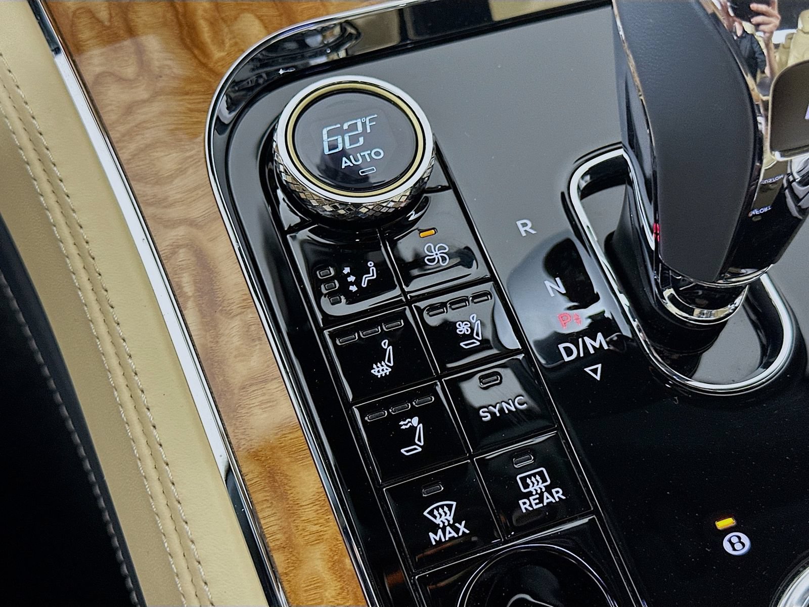 Used 2020 Bentley Continental GT AWD/4WD image 28