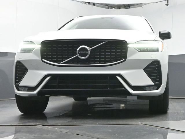 Used 2024 Volvo XC60 B5 Core image 35